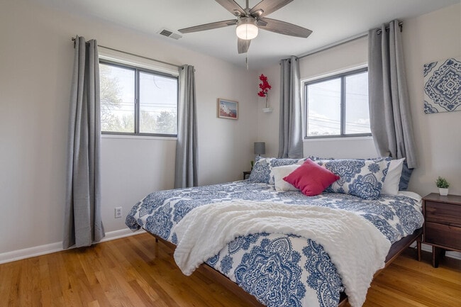 Photo - 5601 N Northwood Rd Unit ID1351831P