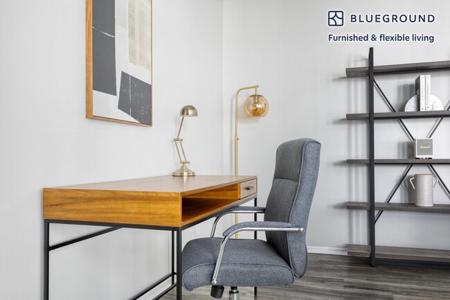 Photo - 115 N Wetherly Dr Unit FL2-ID679