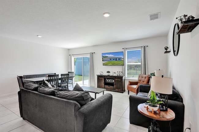 Photo - 1744 SE North Blackwell Dr Unit SI ID1586049P