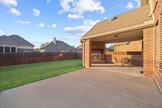 Photo - 201 Chatfield Dr