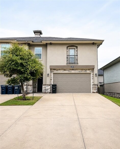 Building Photo - 3420 Summerway Dr