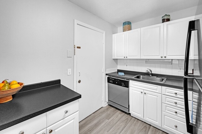 Photo - Ashford Crossing