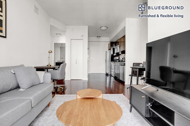 Photo - 4918 St Elmo Ave Unit SI FL12-ID338