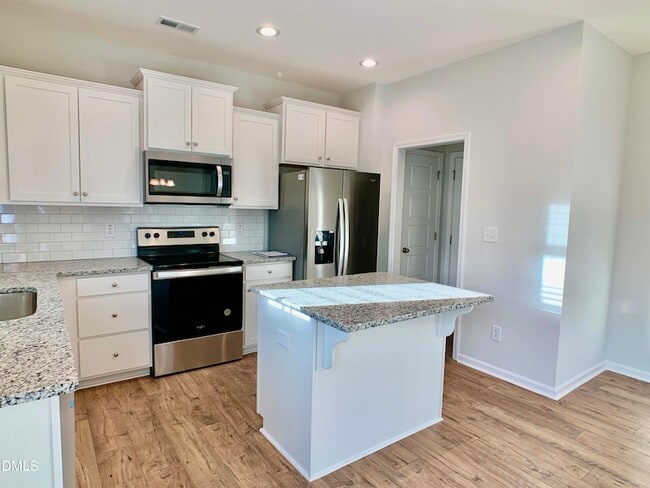 Photo - 21 Henhouse Ct