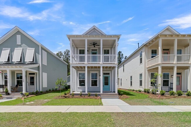 Photo - 110 Crimson St