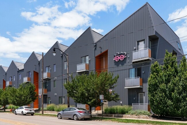 Building Photo - The Benjamin