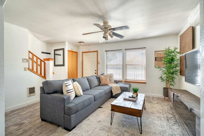 Photo - 5040 NE 18th Ave Unit ID1309833P