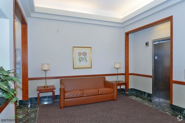 Lobby - Canterbury Green