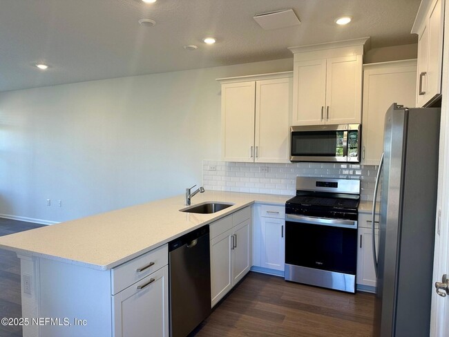 Photo - 181 Brandon Lks Dr