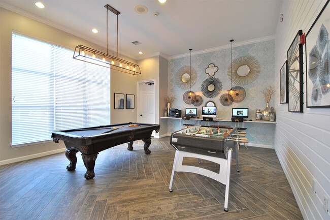 Photo - Fairlane Town Center Apartment Homes