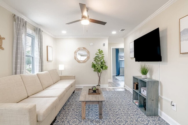 Building Photo - 2863 Potter Dr Unit ID1043693P