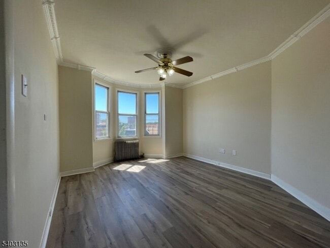 Photo - 115 Park Ave