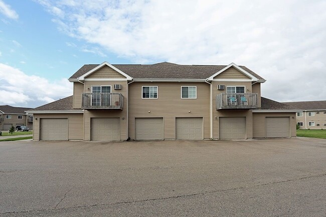 Photo - COUNTRY CREEK