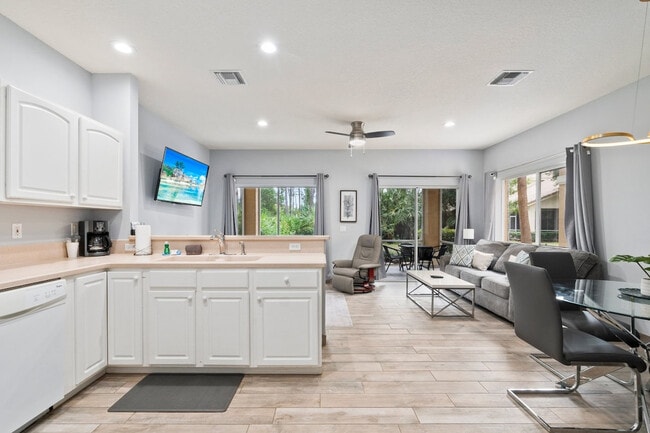 Photo - 8419 Mulligan Cir Unit SI ID1586082P