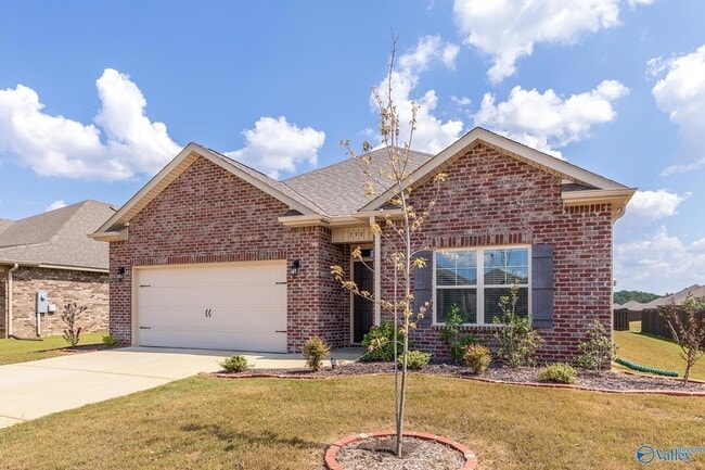 Photo - 290 Caudle Dr