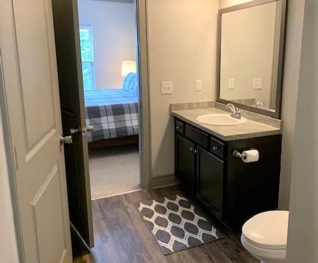 Photo - 70 Venue Wy Unit SI ID1470266P