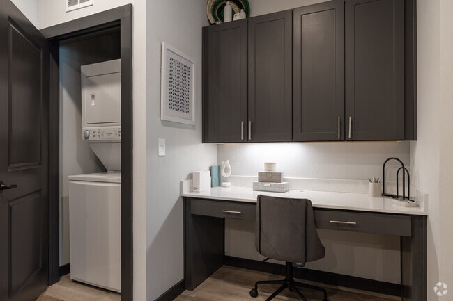 Photo - Skyview Flats