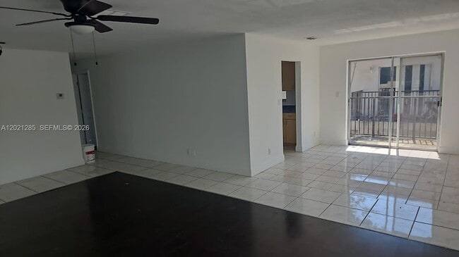 Photo - 5300 NW 18th Ct Unit 4I