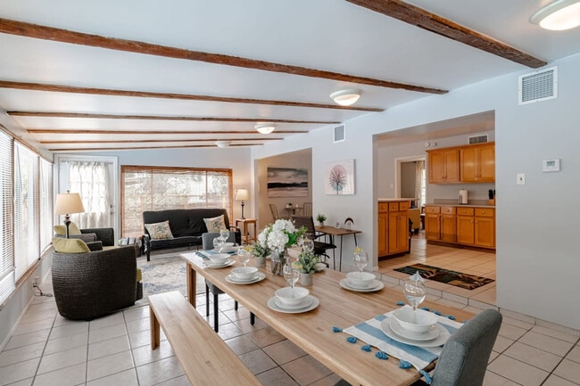 Photo - 304 N University Blvd Unit ID1043721P