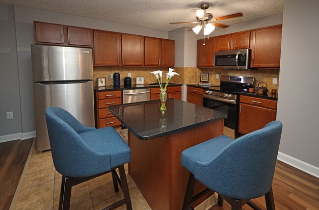 Newly Renovated Model Suite - Kitchen - Reserve Square Apartments