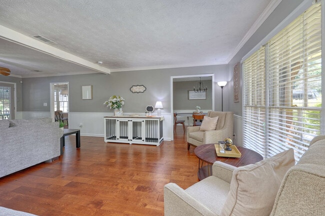 Building Photo - 3 Mace Ct Unit ID1225447P