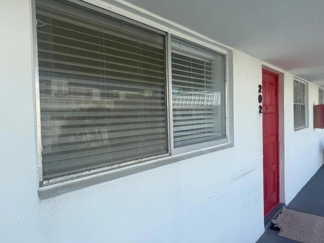 Photo - 402 Lake Shore Dr Unit 202
