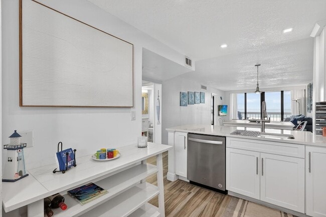 Photo - 9940 S Ocean Dr Unit 202