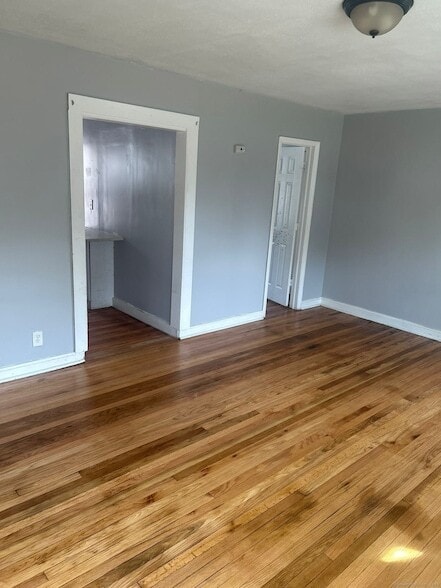 Photo - 942 William St Unit APT A