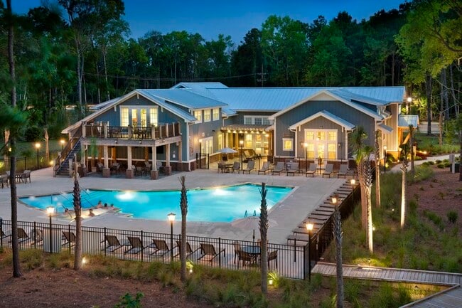 Building Photo - Bees Ferry