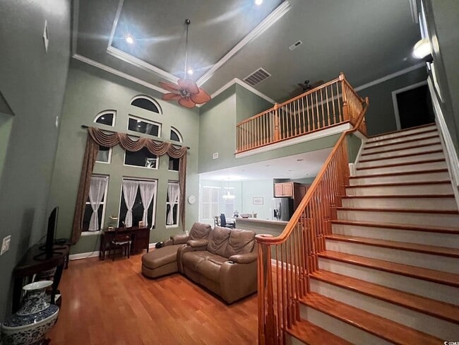 Photo - 584 Summerhill Dr