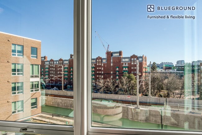 Photo - 5 Glassworks Ave Unit FL5-ID584