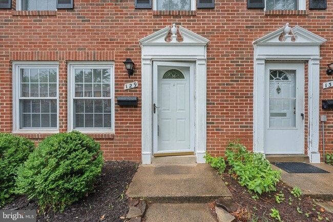 Photo - 129 N Duke Dr