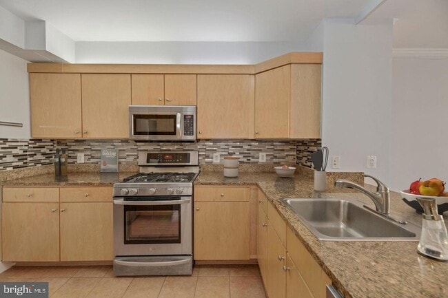 Photo - 616 E Street NW Unit 1020 Unit 1020