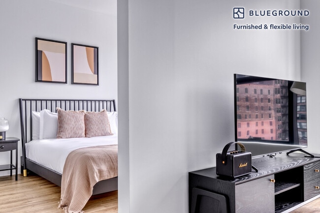 Photo - 808 W Van Buren St Unit SI FL6-ID532