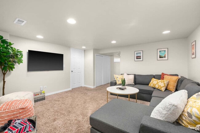 Photo - 2978 S Imperial St Unit ID1249881P