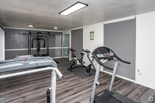 Fitness Center - Robin Meadows of Garden Grove