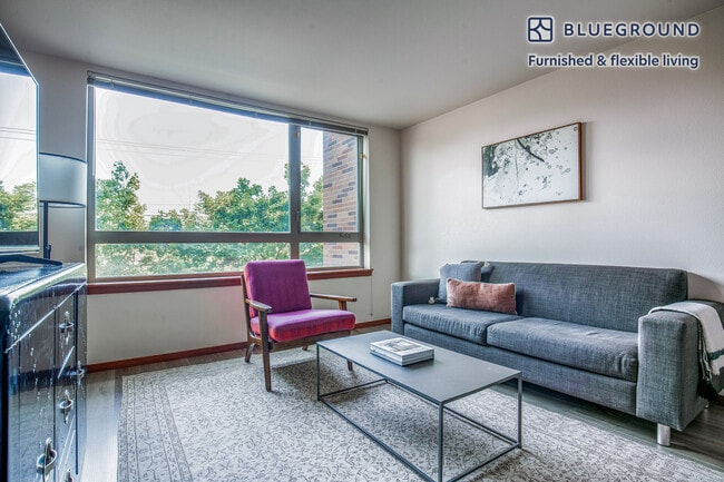 Building Photo - 4219 S Othello St Unit FL3-ID875