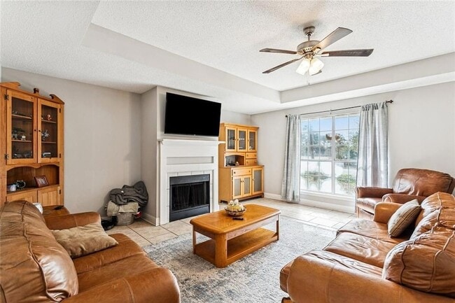 Photo - 1171 Viola St