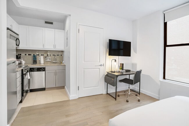 Photo - National at 888 6th Ave Furnished Apartments