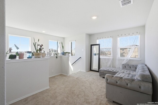 Photo - 6442 Dynamic Sound