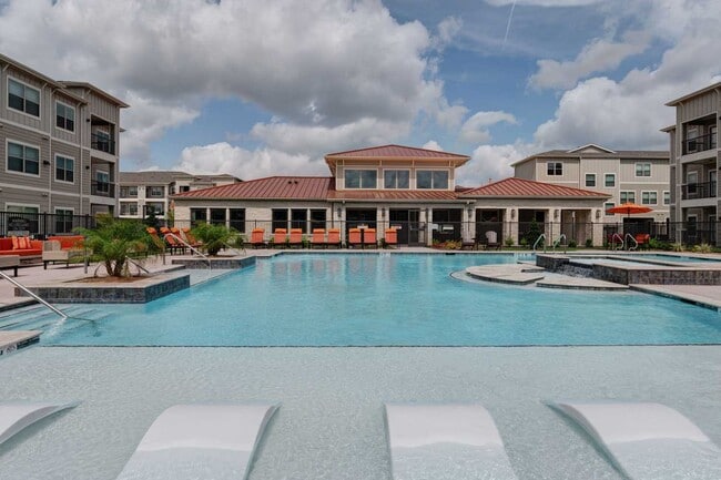 Building Photo - Smart Living at Cypress Creek Apartment Homes