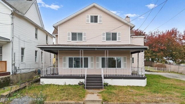 Building Photo - 527 St Frances Cabrini Ave Unit 2