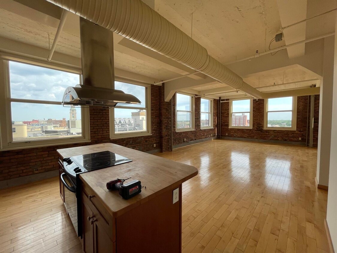 Floor Plan - 2BR/2BA 1500