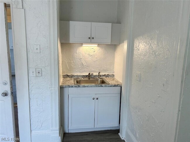 Photo - 3654 E 53rd St Unit 3