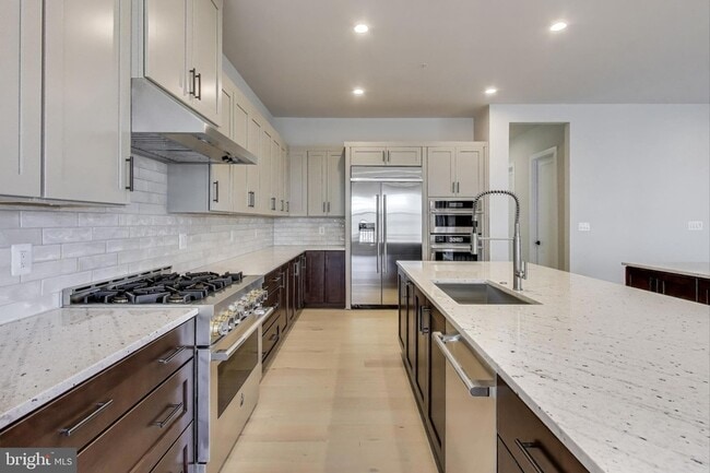 Photo - 6921 Renita Ln