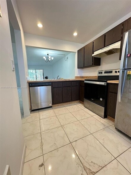 Building Photo - 861 NE 209th Terrace Unit 203