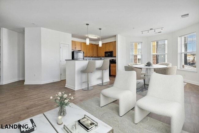 Photo - 909 Mansion Dr Unit 750-407