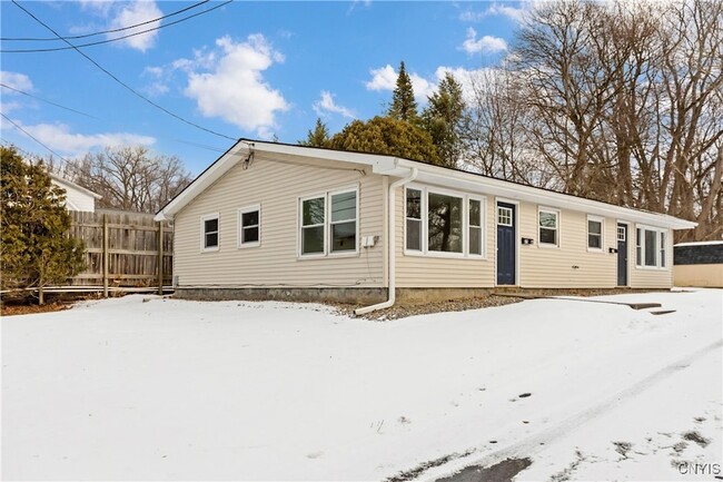 Photo - 25 Mcpherson St