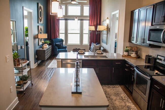 Photo - Waterford Market Apartments