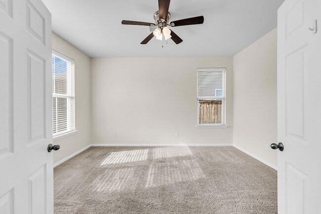 Photo - 316 Beachgrass Ln